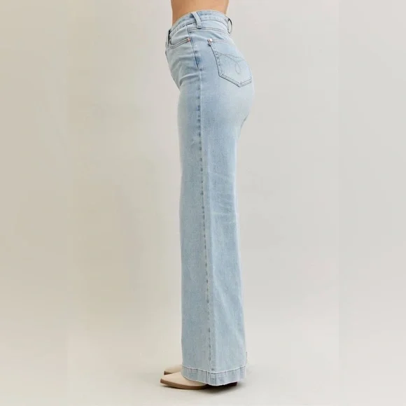 Judy Blue High Waist Retro Wide Criss-Cross Waistband Mild Destroy Jeans - Picture 5 of 10